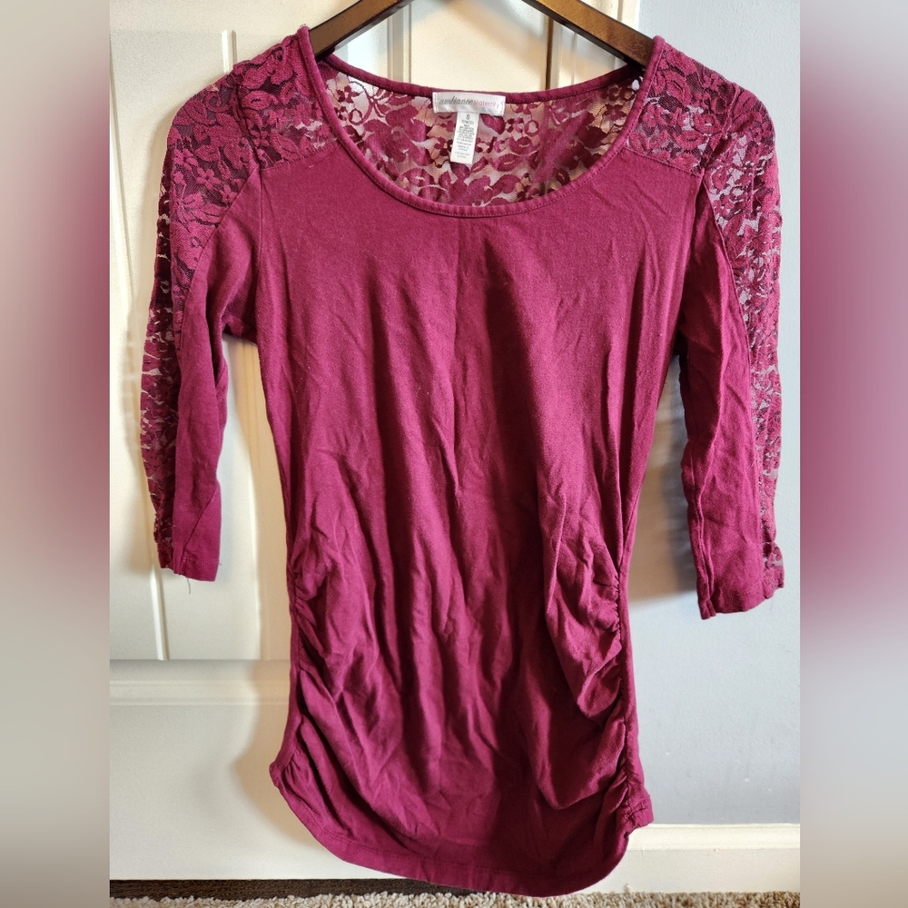 Ambiance Maternity Quarter Sleeve with Lace Shirt Size Small